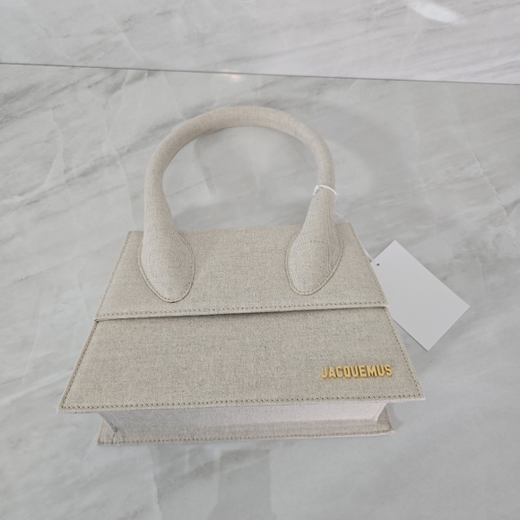 Jacquemus Le Grand Chiquito Bag - Picture 5 of 10